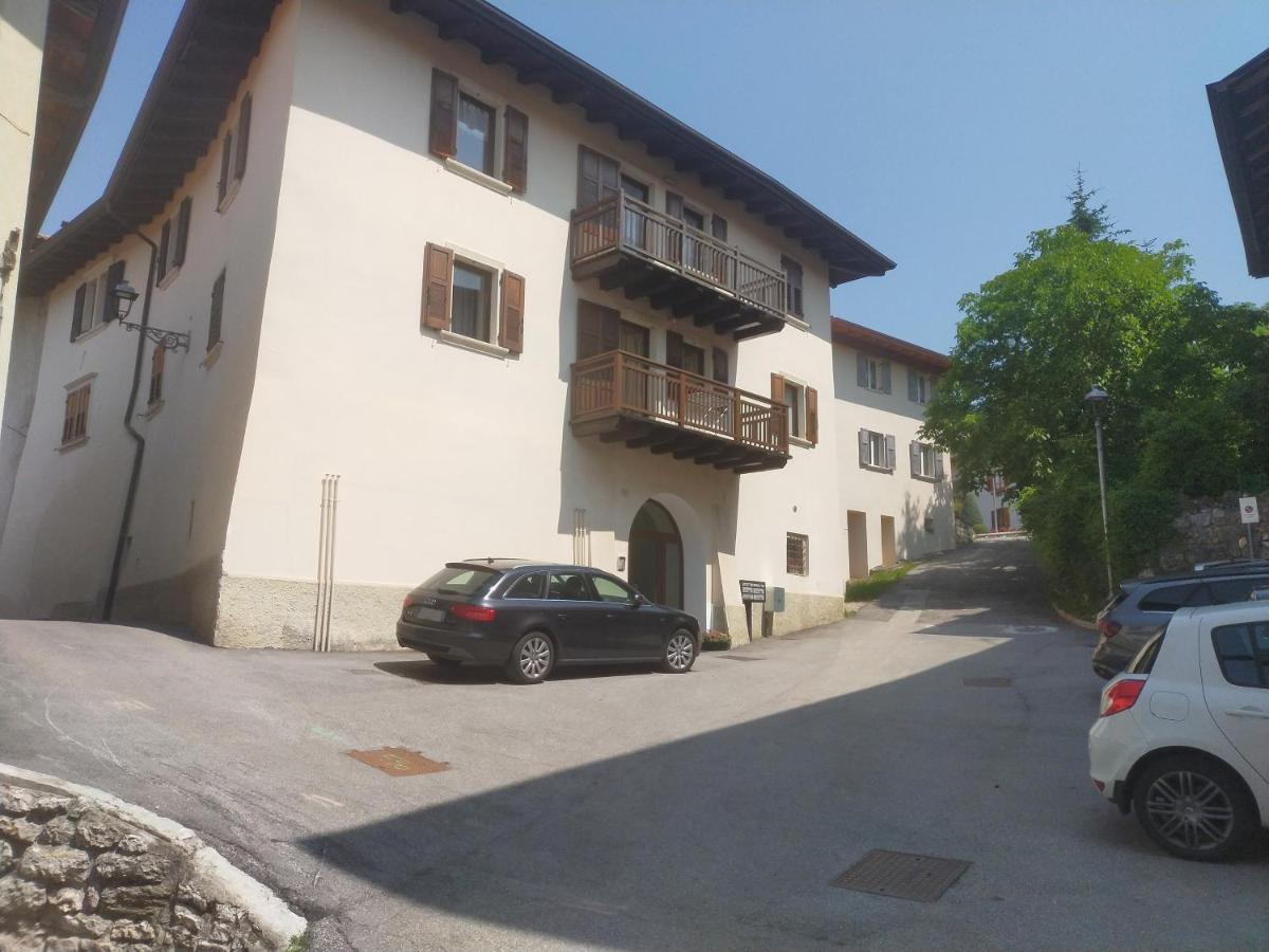 Appartamento Toma Mihaela Tres Kültér fotó